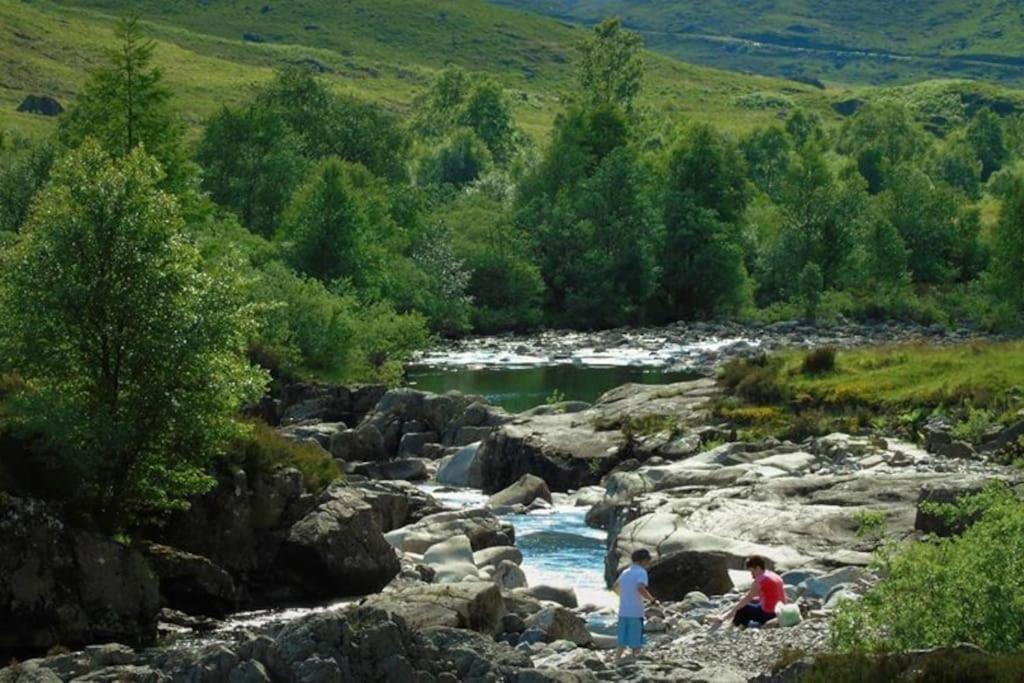Roe Deer Cottage Near Glencoe Fort William Exterior photo